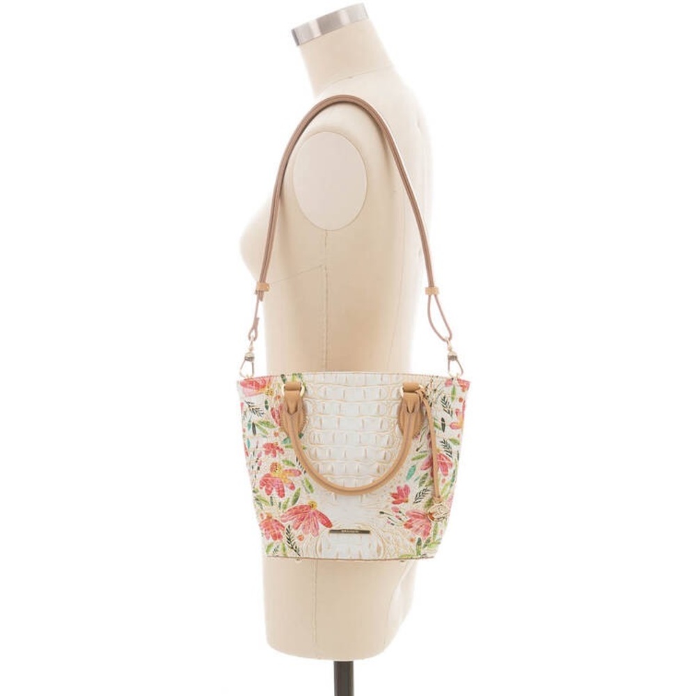 Brahmin - Small Bowie - multi Salinger - barely used!